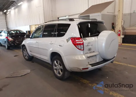 2010 Toyota Rav4 Limited V6 z USA, uszkodzony, nr VIN 2T3DK4DV8AW015481